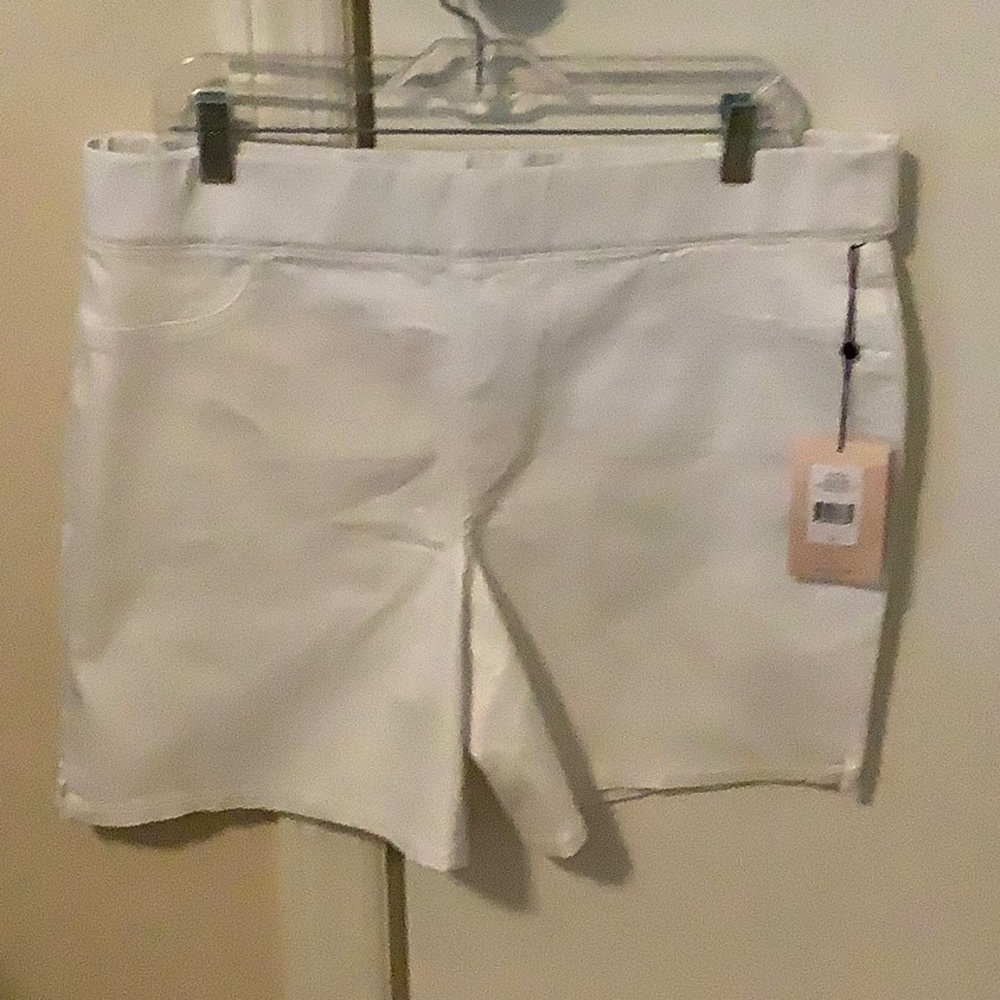 Nydj Denim Jean Pull On Shorts Womens Size 14 White